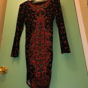 LIKE NEW! Gorgeous Body Con dress by Guess